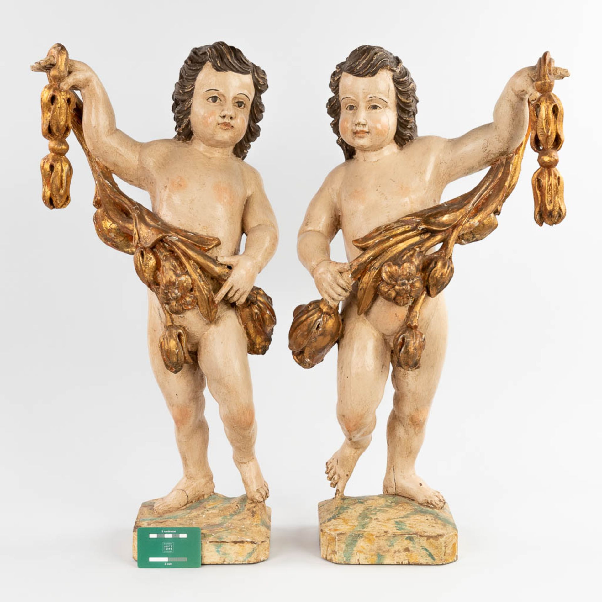 A pair of wood-sculptured angels, polychrome, 18th/19th C. (D:18 x W:34 x H:70 cm) - Bild 2 aus 20