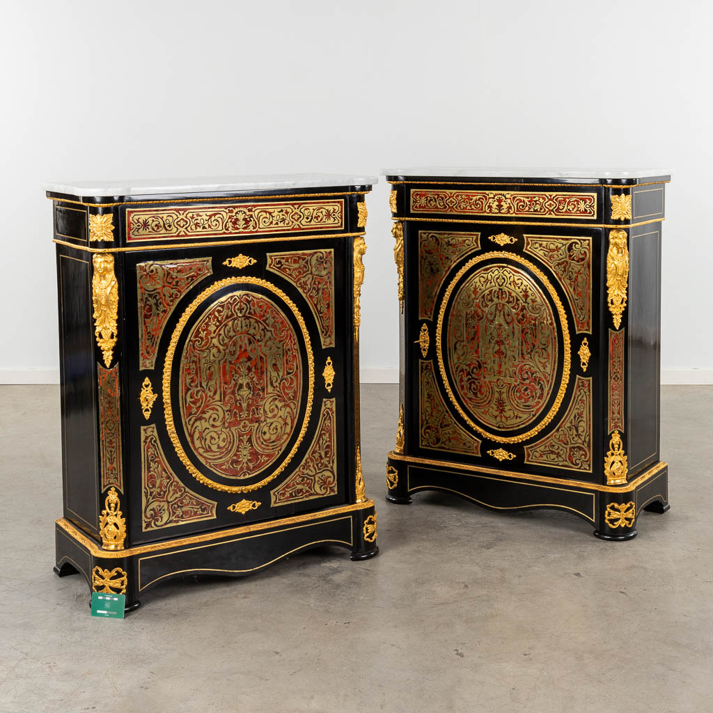 A pair of 'Boulle' cabinets, tortoiseshell inlay with brass. Napoleon 3, 19th C. (D:38 x W:82 x H:10 - Image 2 of 17