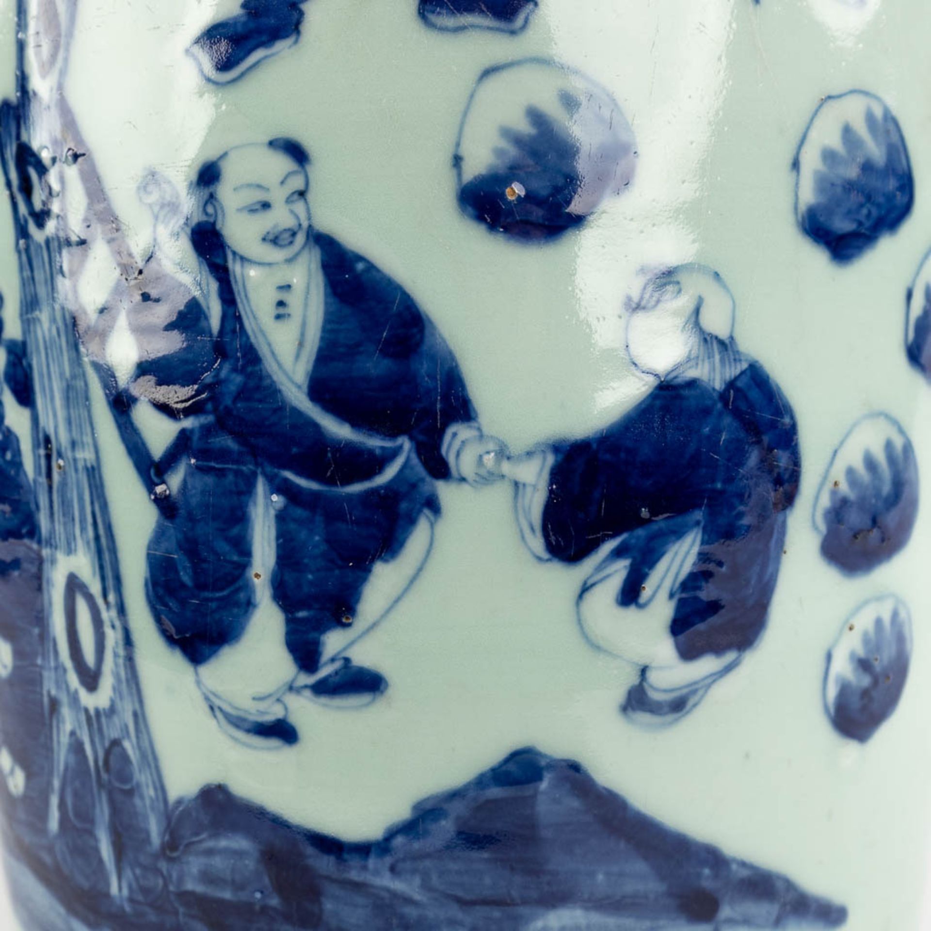 A Chinese celadon vase, blue-white, decorated with wise men. 19th/20th C. (H:59 x D:23 cm) - Image 11 of 16