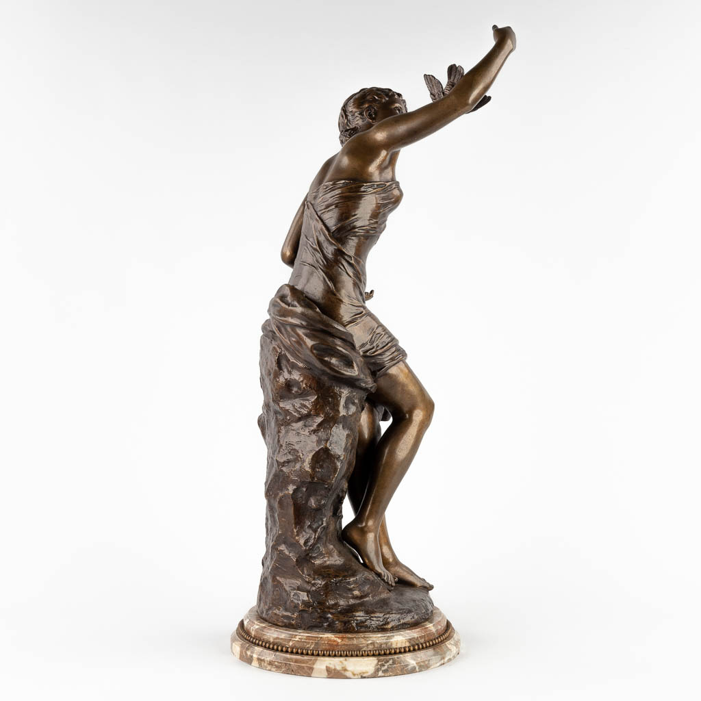 Mathurin MOREAU (1822-1912) 'Lady with a bird' patinated bronze. (H:67 x D:24 cm) - Image 4 of 13