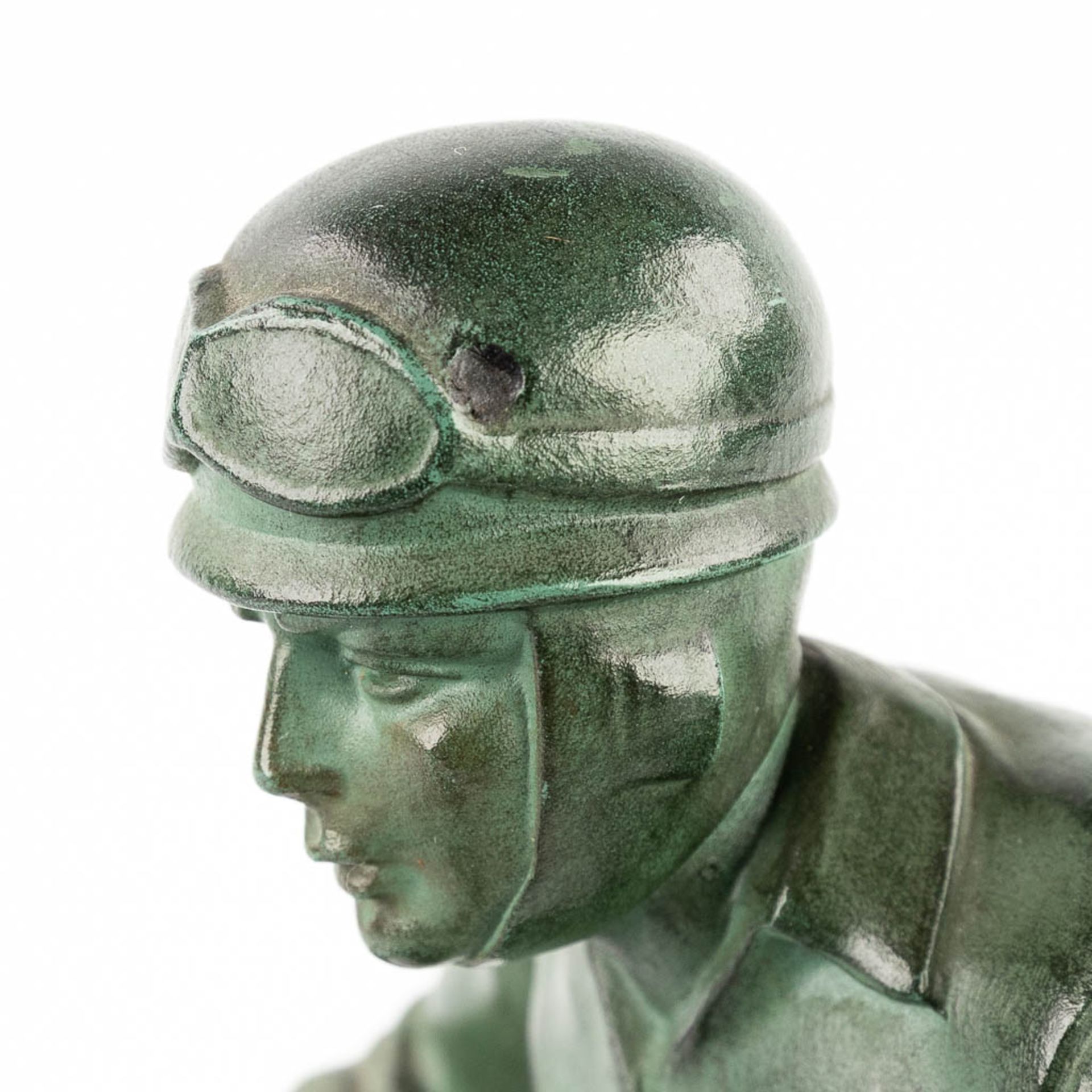 Jacques LIMOUSIN (XX) 'Motor' green patinated spelter. (D:9 x W:28 x H:27 cm) - Bild 12 aus 15