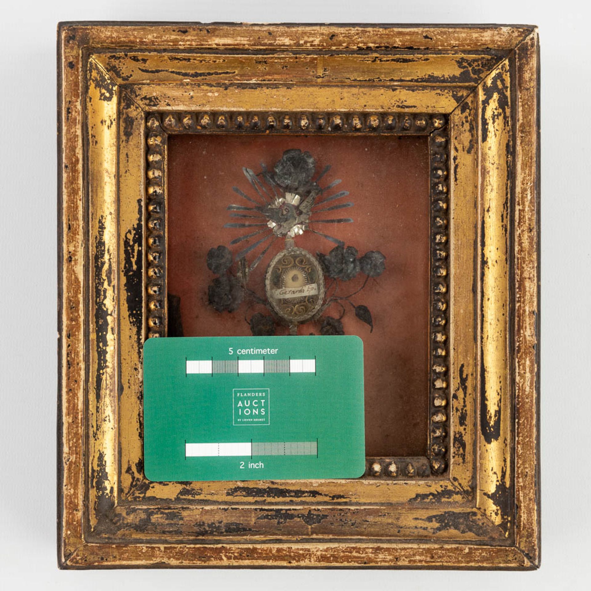 A frame with a sealed theca, a relic for St Gerardi Episcopus. Marked Pope Pius, 1788. (W:19 x H:21, - Image 2 of 8