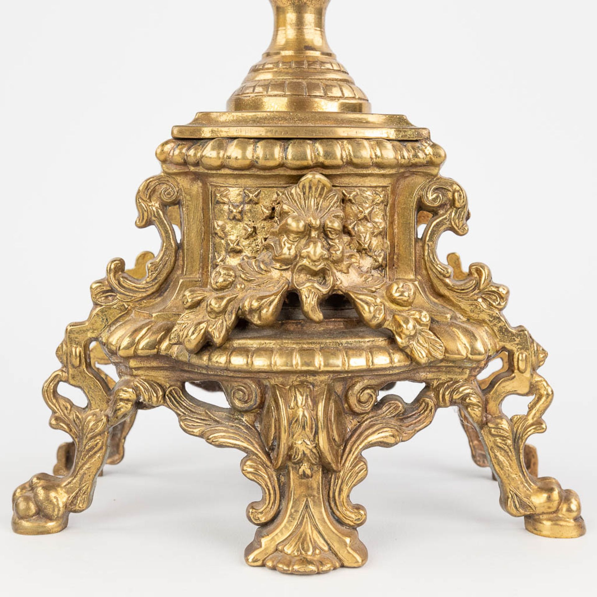 A three-piece mantle garniture consisting of a clock with candelabra, made of bronze. circa 1970. (W - Image 14 of 16