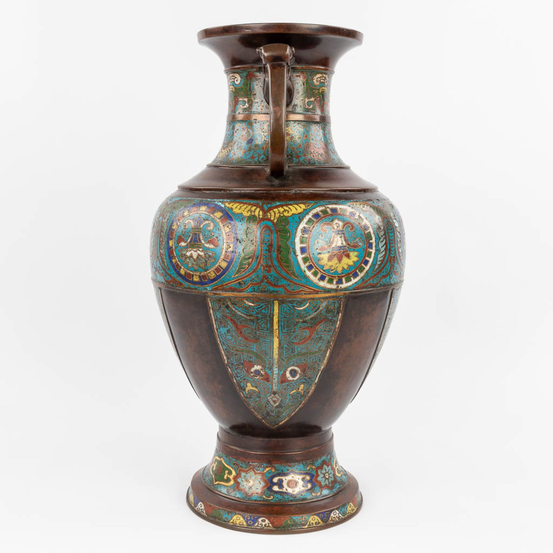 A large Oriental vase made of bronze with a champselvé decor. (H:60 x D:36 cm) - Image 6 of 13