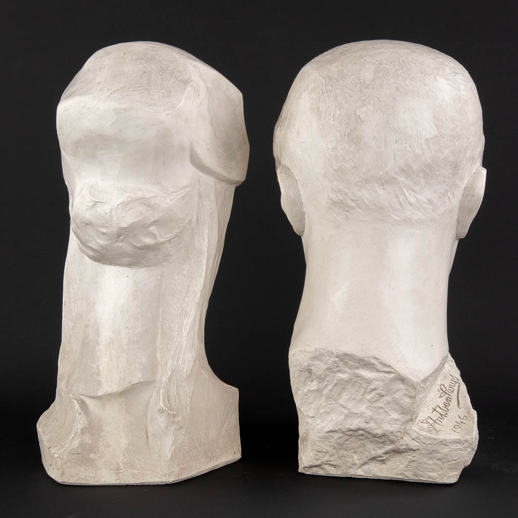 Antoon VAN PARIJS (1884-1968) 'Three sculptures' plaster (D:24 x W:44 x H:22 cm) - Image 5 of 19