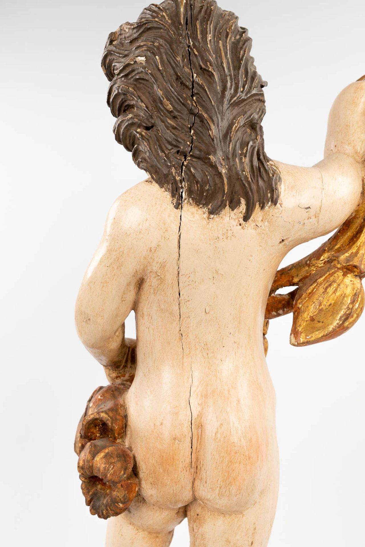 A pair of wood-sculptured angels, polychrome, 18th/19th C. (D:18 x W:34 x H:70 cm) - Bild 19 aus 20