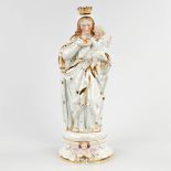 A large Madonna with child, Vieux Bruxelles porcelain, circa 1900. (H:42 x D:16 cm)