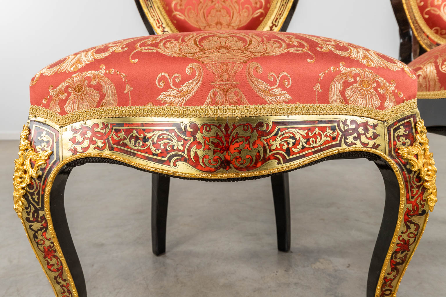 A pair of Chairs, Boulle technique, tortoise shell and copper inlay, Napoleon 3, 19th C. (D:56 x W:5 - Image 12 of 14