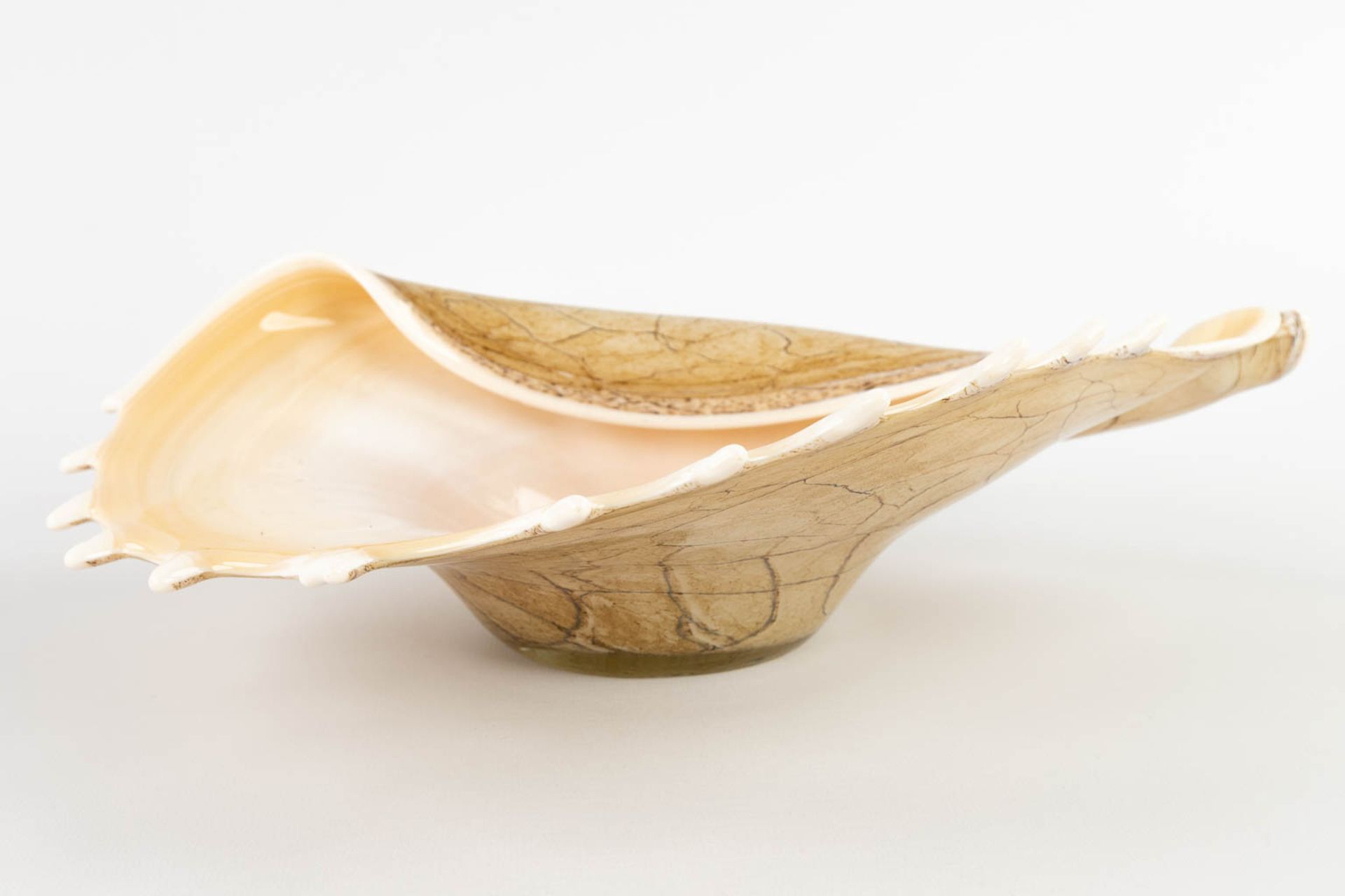 Two pieces of art glass, Sea shell and a bowl, Murano, Italy. (D:23 x W:34 x H:9,5 cm) - Bild 5 aus 14