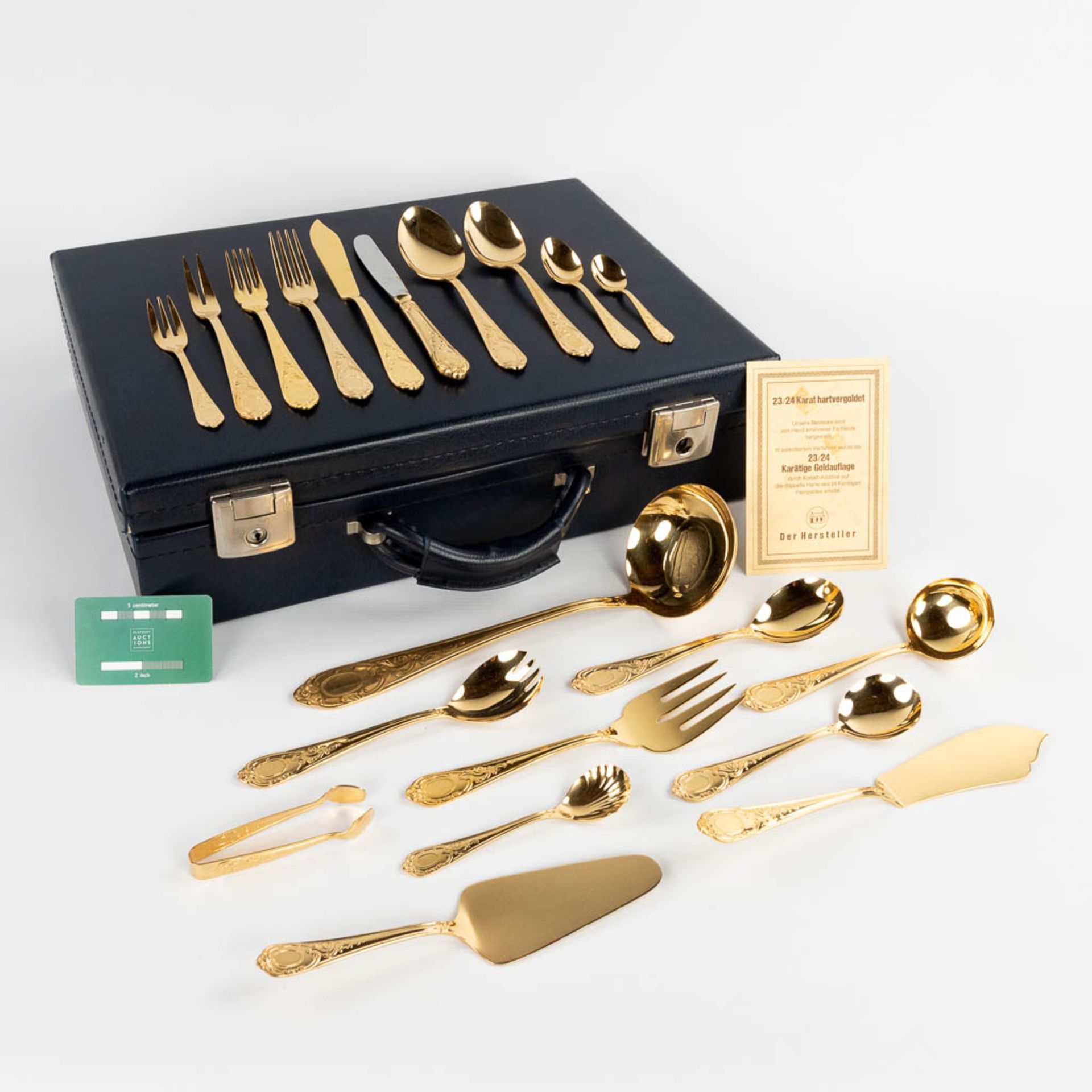 A gold-plated 'Solingen' flatware cutlery set, made in Germany. Model 'Régence' (D:34 x W:45 cm) - Image 2 of 13