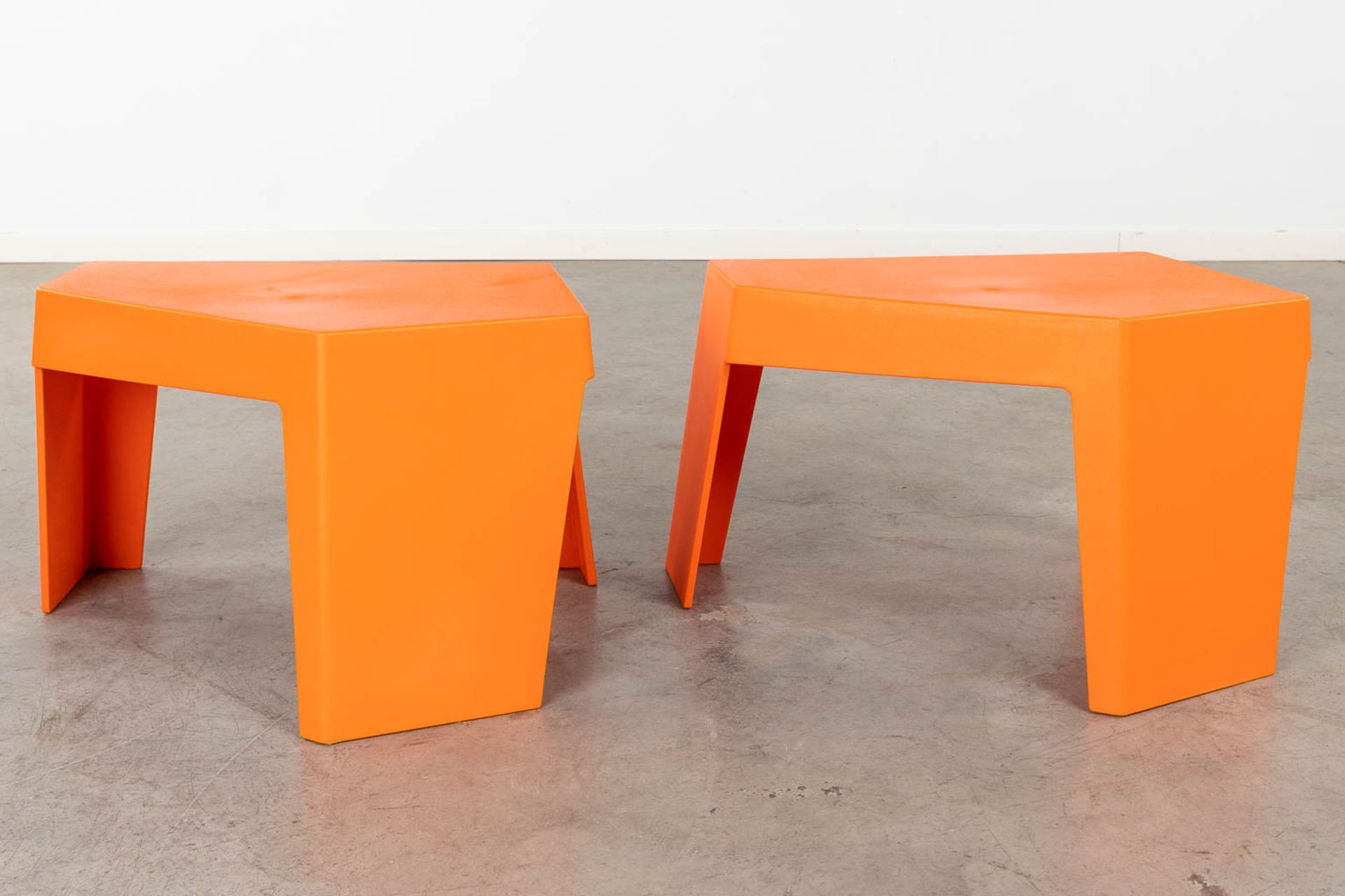 Arne QUINZE (1971) 'Pair of stools' Quinze &amp; Milan (D:46 x W:55 x H:35 cm) - Image 6 of 12