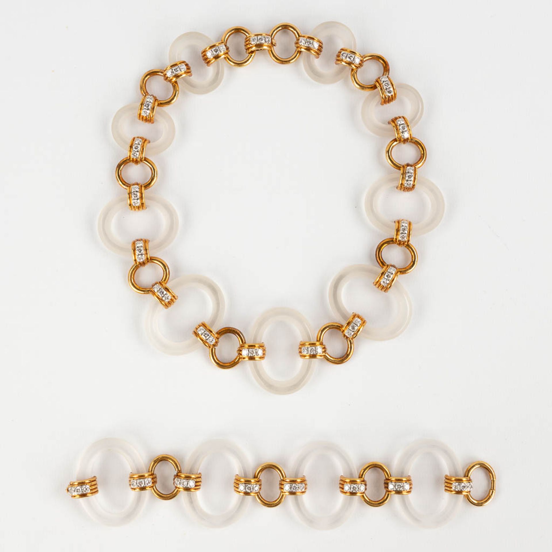 A necklace and bracelet, probably mountain crystal, 18kt gold with brilliant cut diamonds. (D:46,5 c - Image 7 of 22