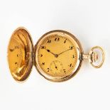 A 14 karat gold pocket watch. 20th C. (W:51 cm)