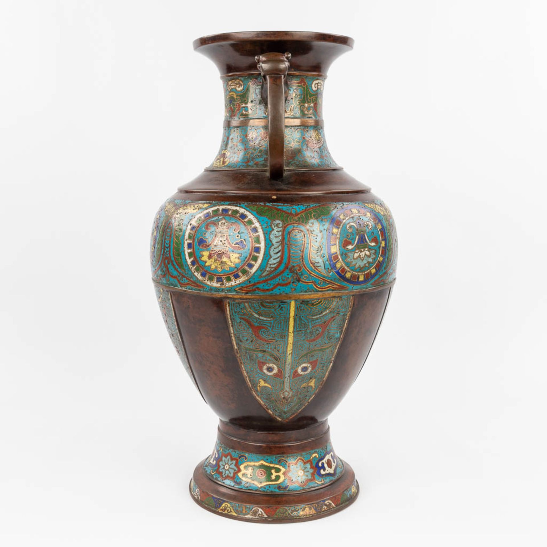 A large Oriental vase made of bronze with a champselvé decor. (H:60 x D:36 cm) - Image 4 of 13