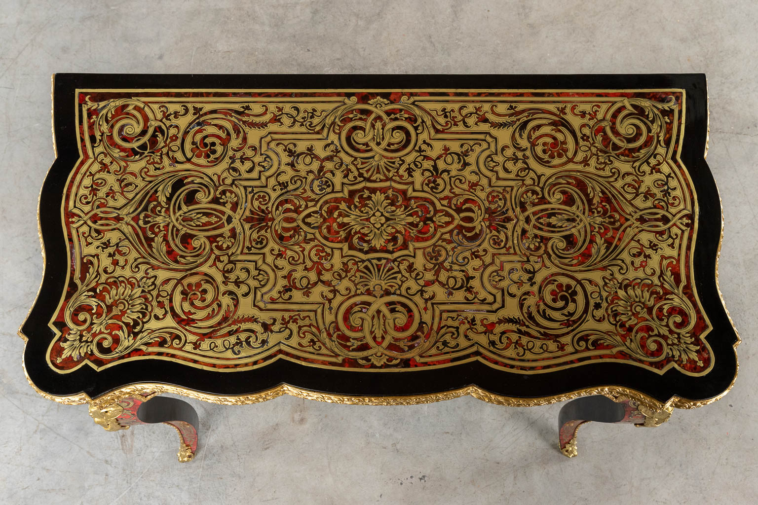 A game table, Boulle, tortoiseshell and copper inlay, Napoleon 3, 19th C. (D:52 x W:91 x H:76 cm) - Image 9 of 16