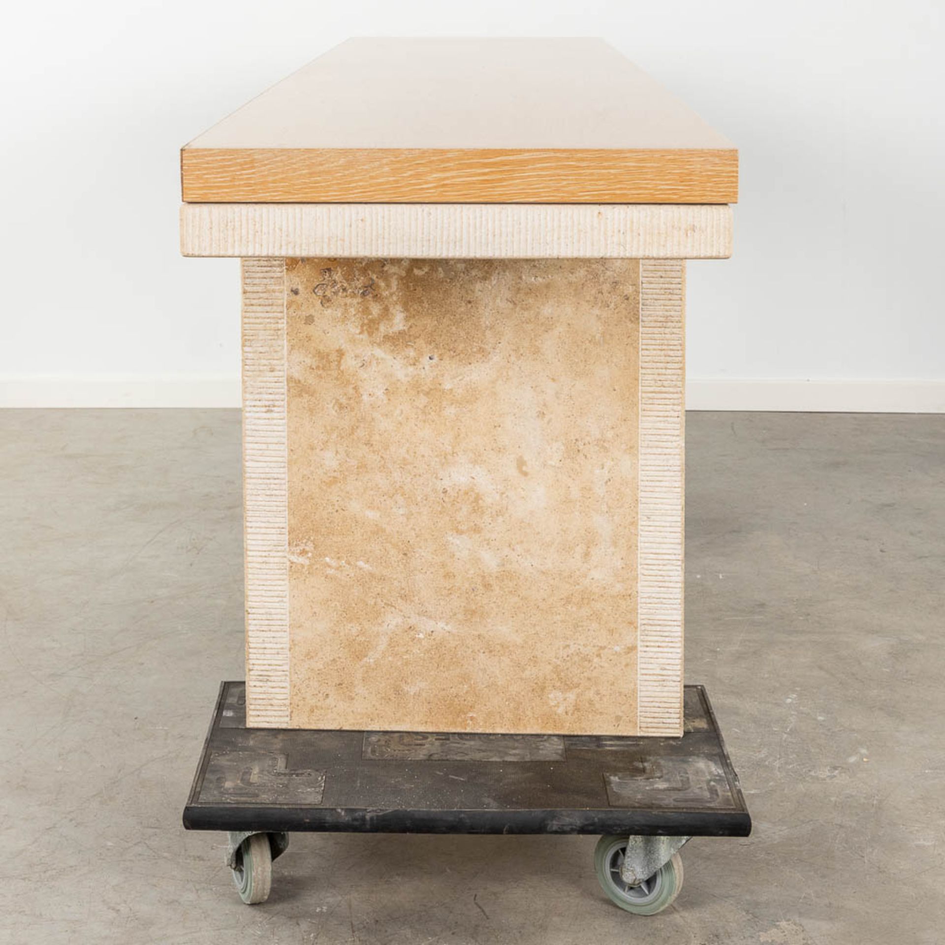 A pair of console tables, travertine with an oak veneered top. 20th C. (D:50 x W:220 x H:73 cm) - Image 11 of 13