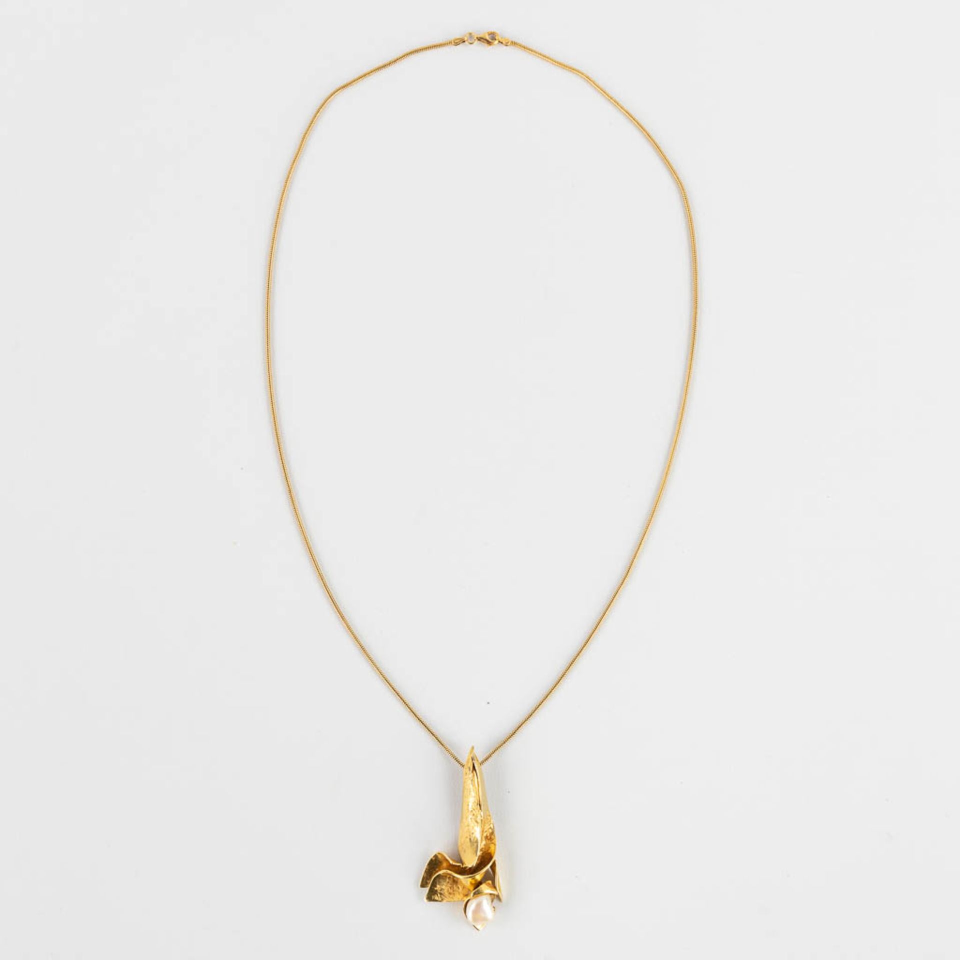 Jean-Pierre DE SAEDELEER (1946) A necklace and a pendant with natural pearls, 18 kt gold. - Bild 4 aus 15