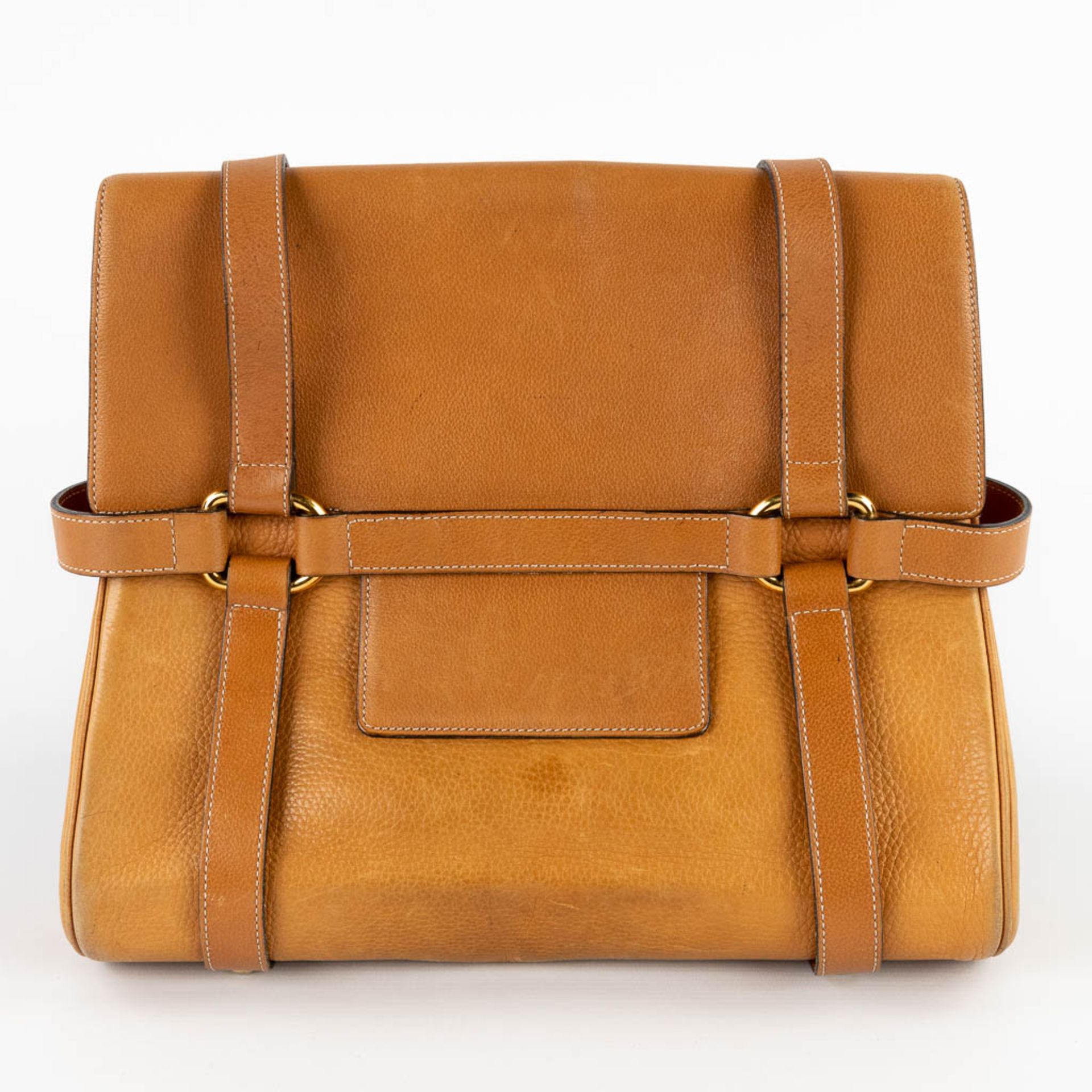 Delvaux, a brown leather handbag, original fabric storage bag. (W:32 x H:30 cm) - Image 5 of 18