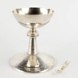 A modernist chalice with a matching spoon. Art Deco style, circa 1930. (H:17 x D:15 cm)