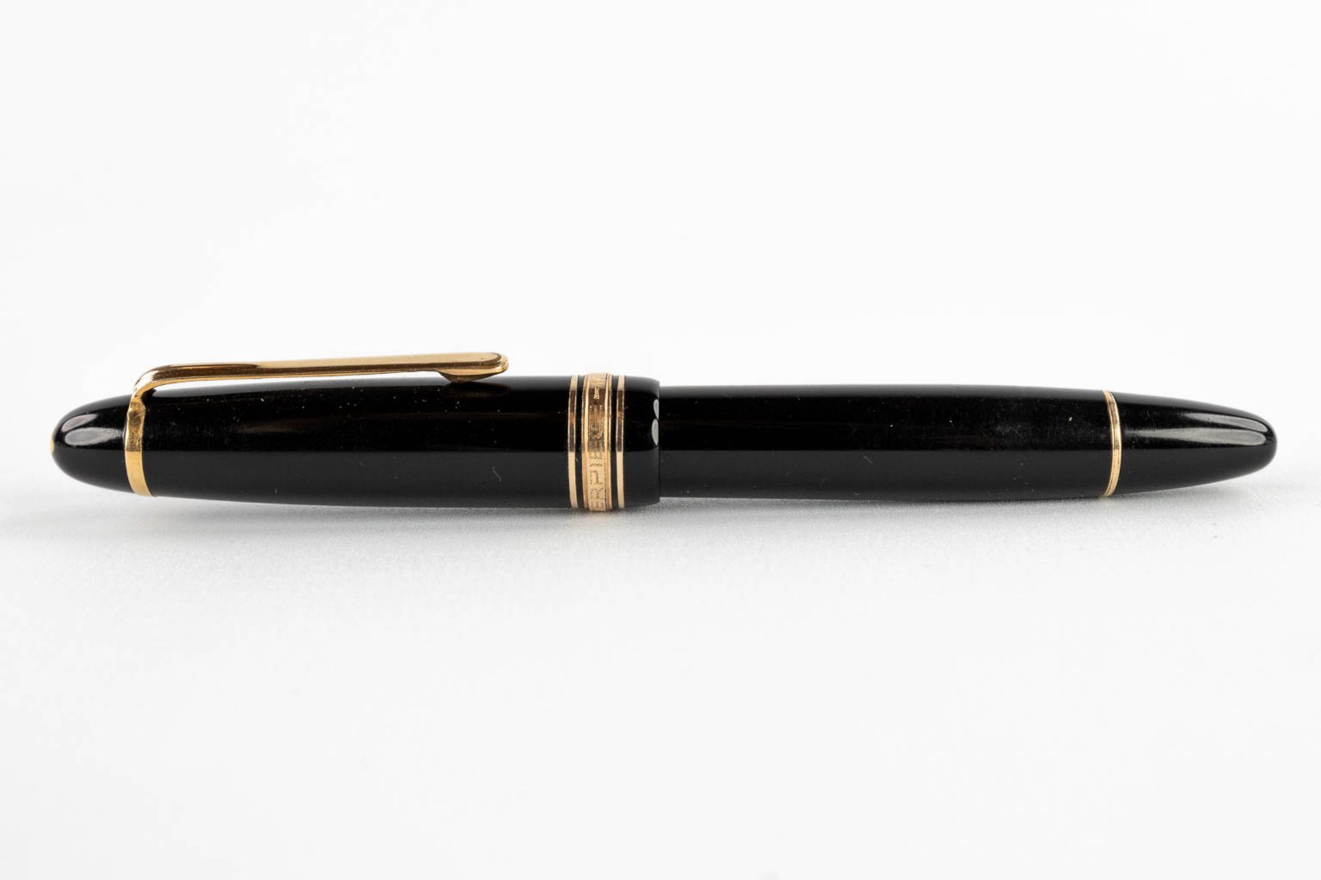Montblanc Masterpiece, a fountain pen with 14 karat gold nib. - Bild 3 aus 12