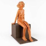 Jan DUMORTIER (XX) 'Seated Lady' terracotta (D:39 x W:26 x H:54 cm)