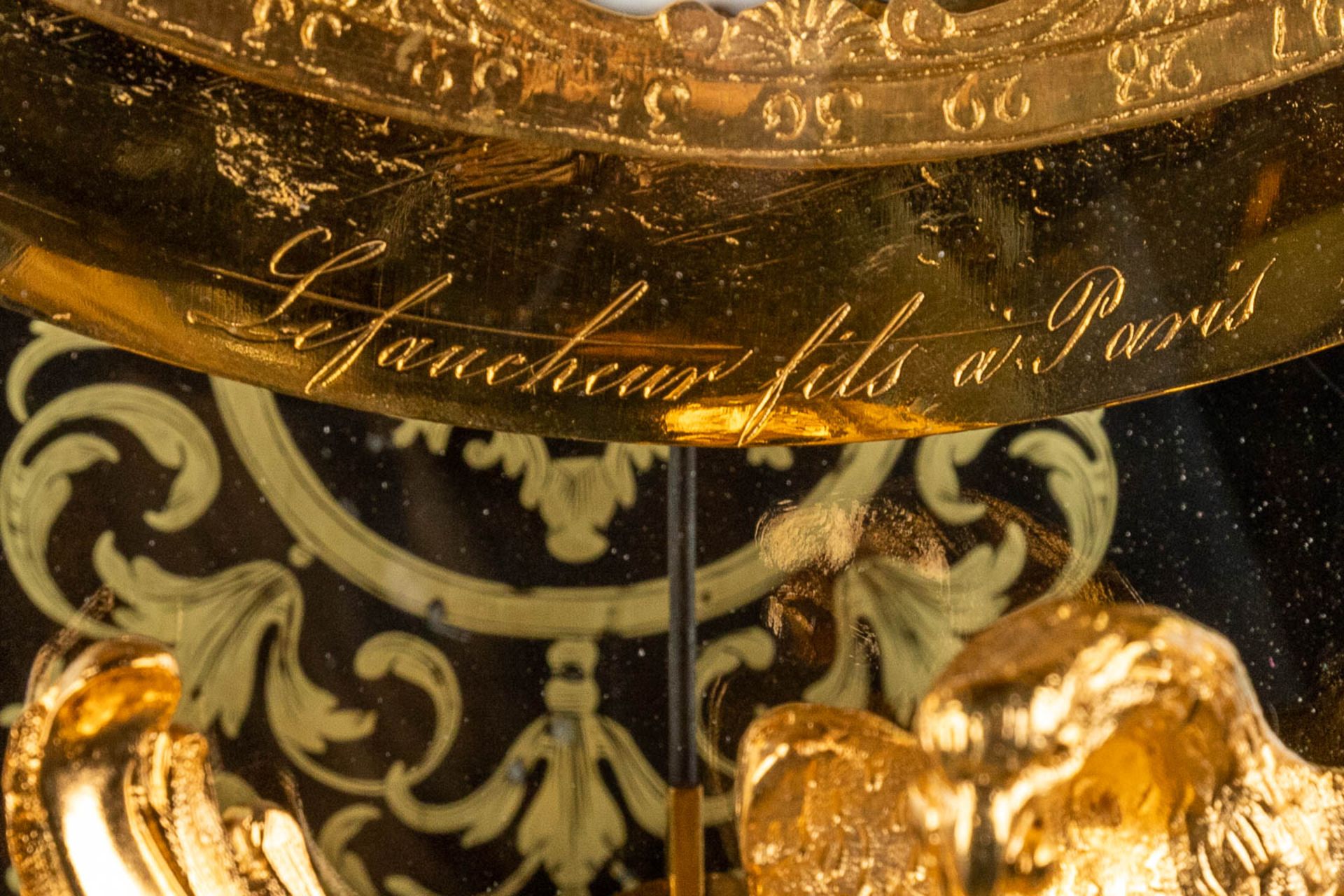 A boulle Cartel clock on a console, tortoiseshell and copper inlay, Napoleon 3, 19th C. Lefaucheur & - Image 4 of 16