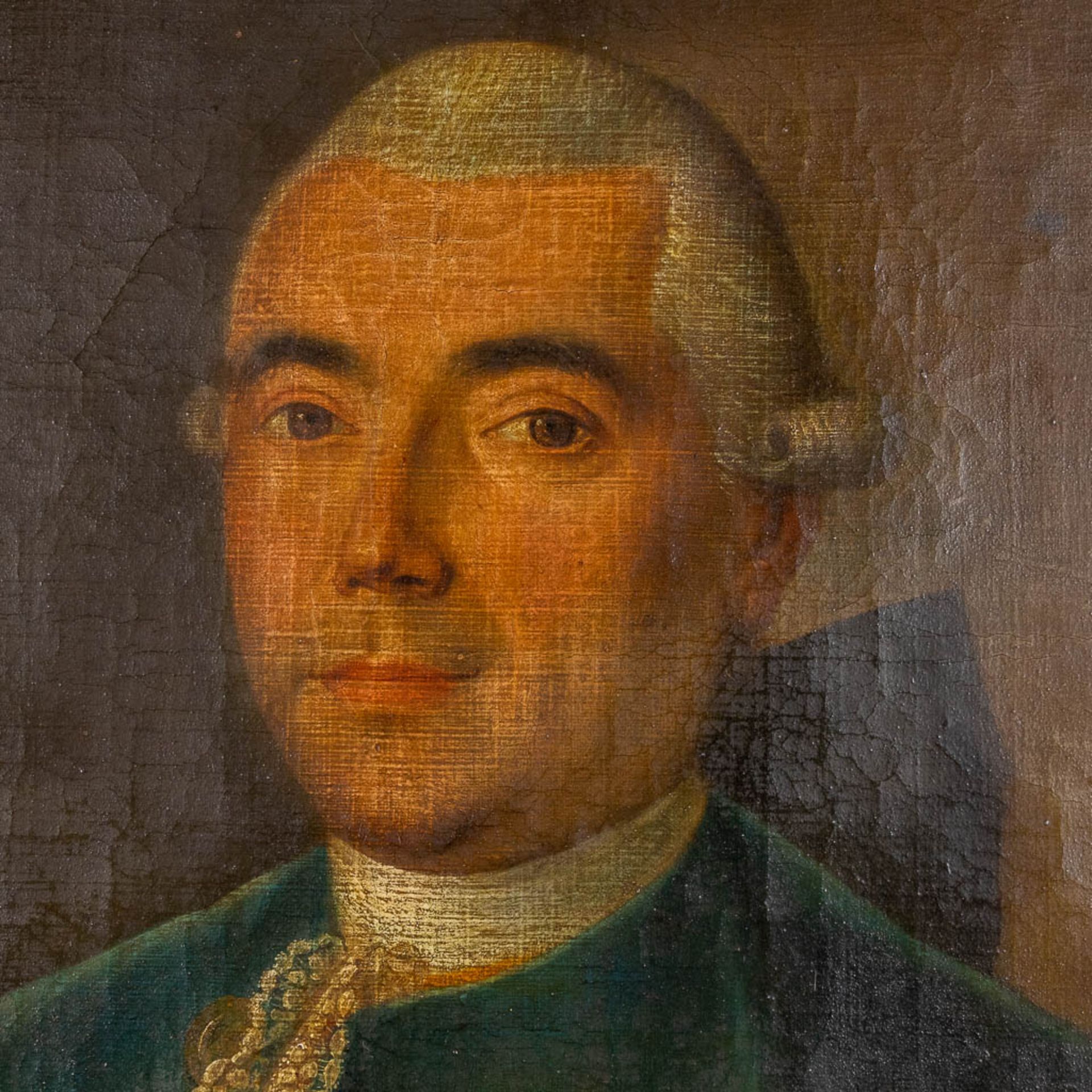 An antique portrait of a noble man, oil on canvas. 18th C. (W:75 x H:97 cm) - Image 4 of 7