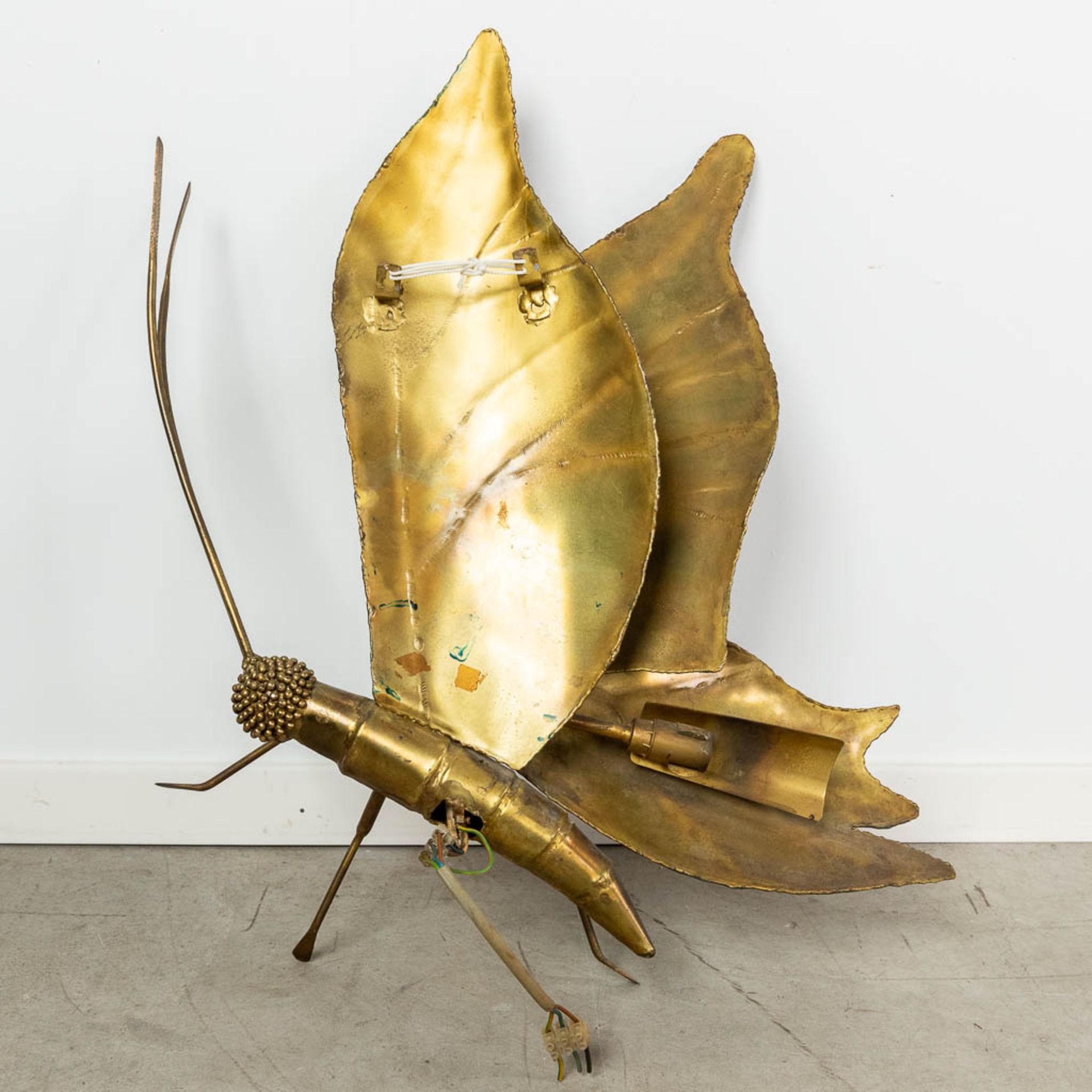 Henri FERNANDEZ (1946) 'Butterfly' a wall lamp, brass. (W:62 x H:69 cm) - Bild 8 aus 10