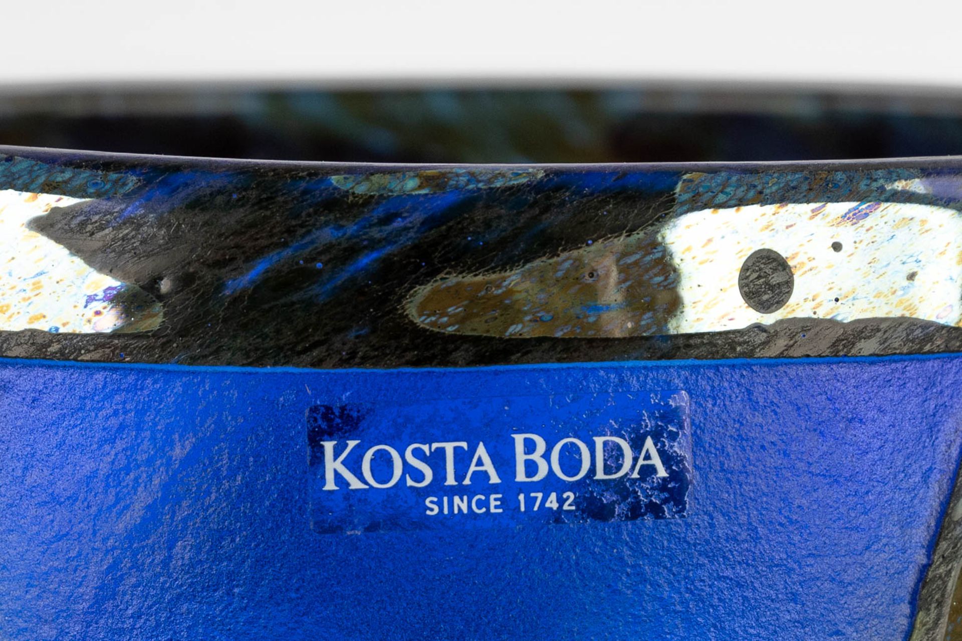 Bertil VALLIEN (1938-2018) for Kosta Boda, an art glass vase. Sweden, 20th C. (H:21 x D:15 cm) - Bild 10 aus 11