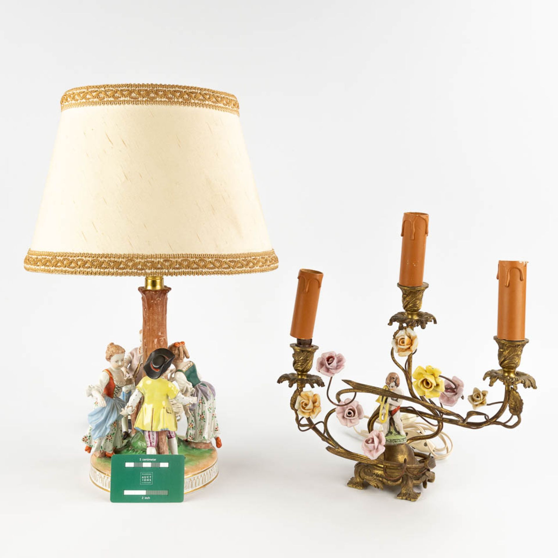 Two Table lamps, German porcelain with hand-painted decor. 20th C. (H:47 cm) - Bild 32 aus 32