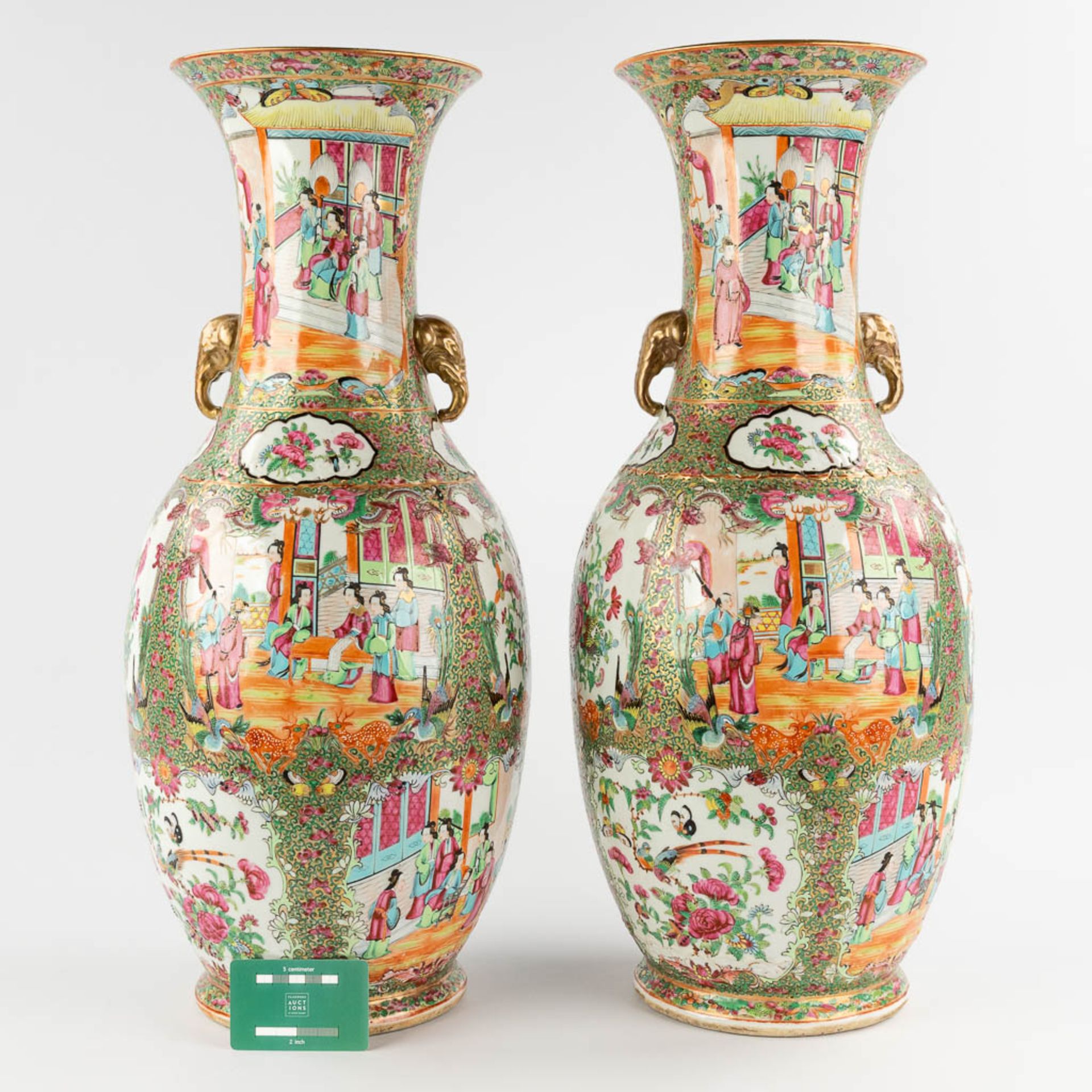 A pair of Chinese Kanton vases with elephant handles, 19th/20th C. (H:61 x D:25 cm) - Bild 2 aus 16