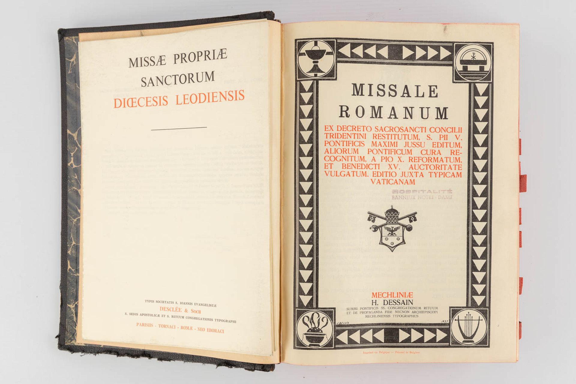 Three Missale Romanum books, 20th C. (D:6 x W:24 x H:32 cm) - Bild 5 aus 15