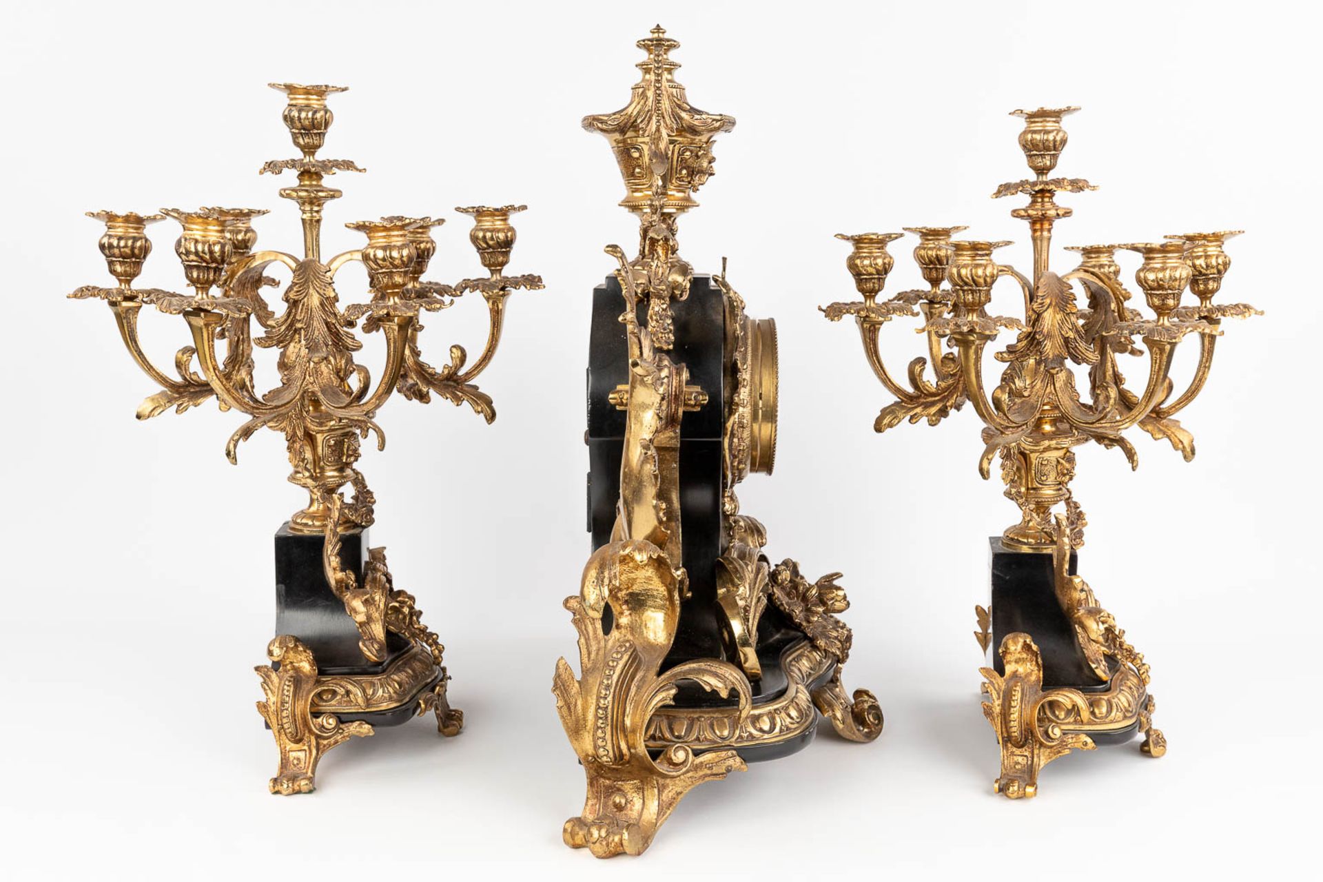 A three-piece mantle garniture clock and candelabra, Louis XV style. Circa 1970. (D:25 x W:51 x H:55 - Image 4 of 14
