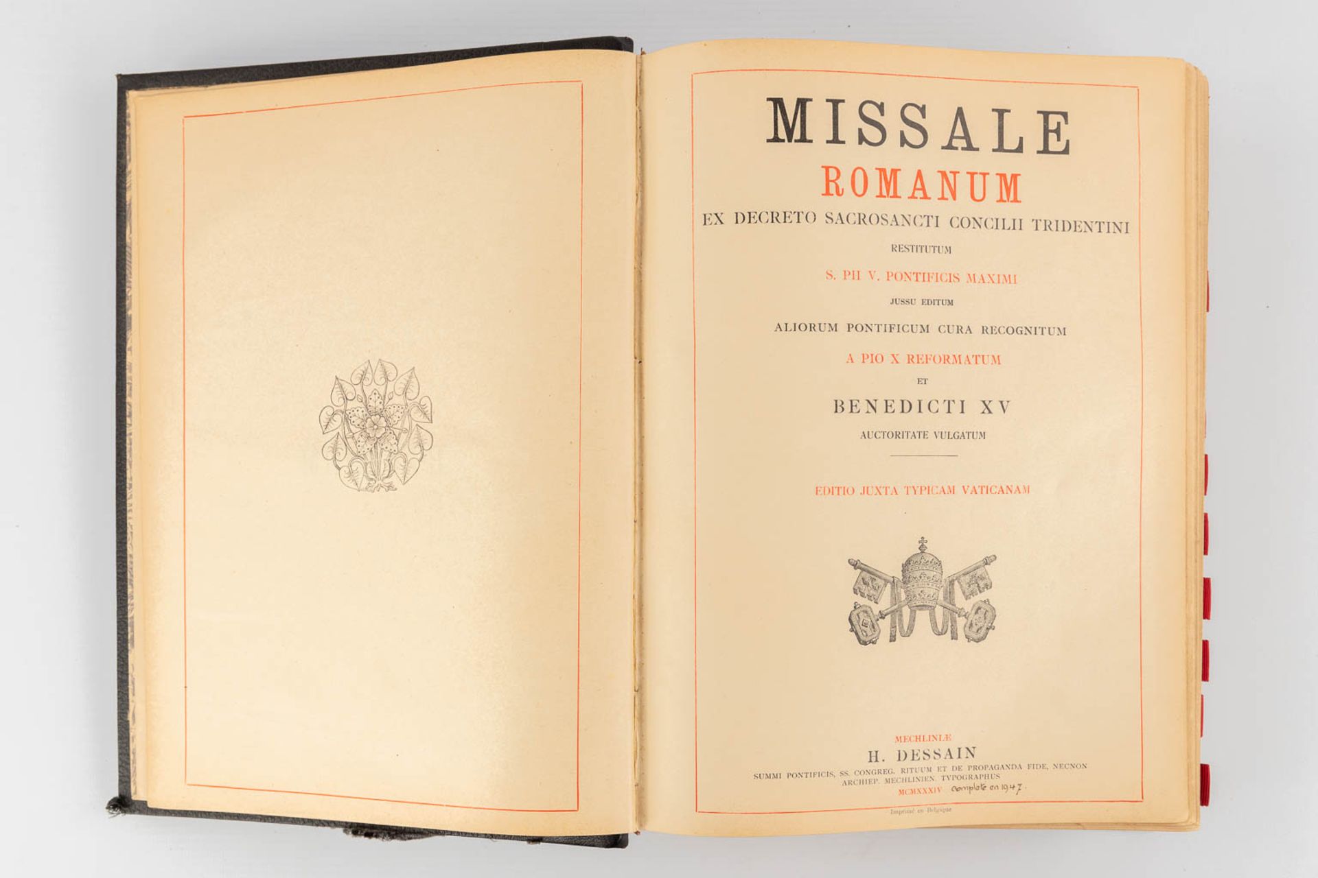Three Missale Romanum books, 20th C. (D:6 x W:24 x H:32 cm) - Bild 6 aus 15