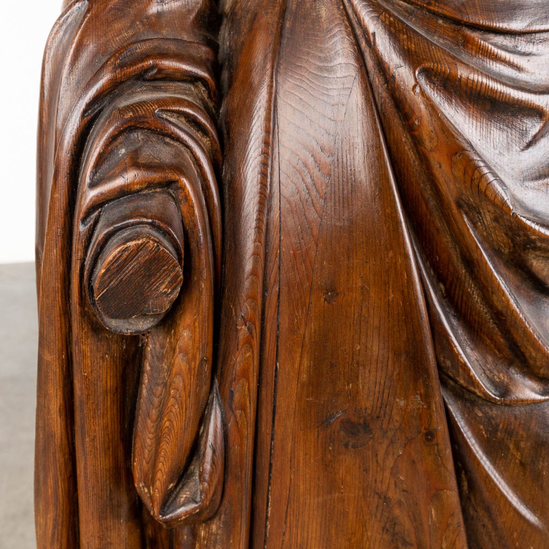 An antique wood scultpure of Joseph, 19th C. (D:25 x W:40 x H:117 cm) - Image 8 of 12