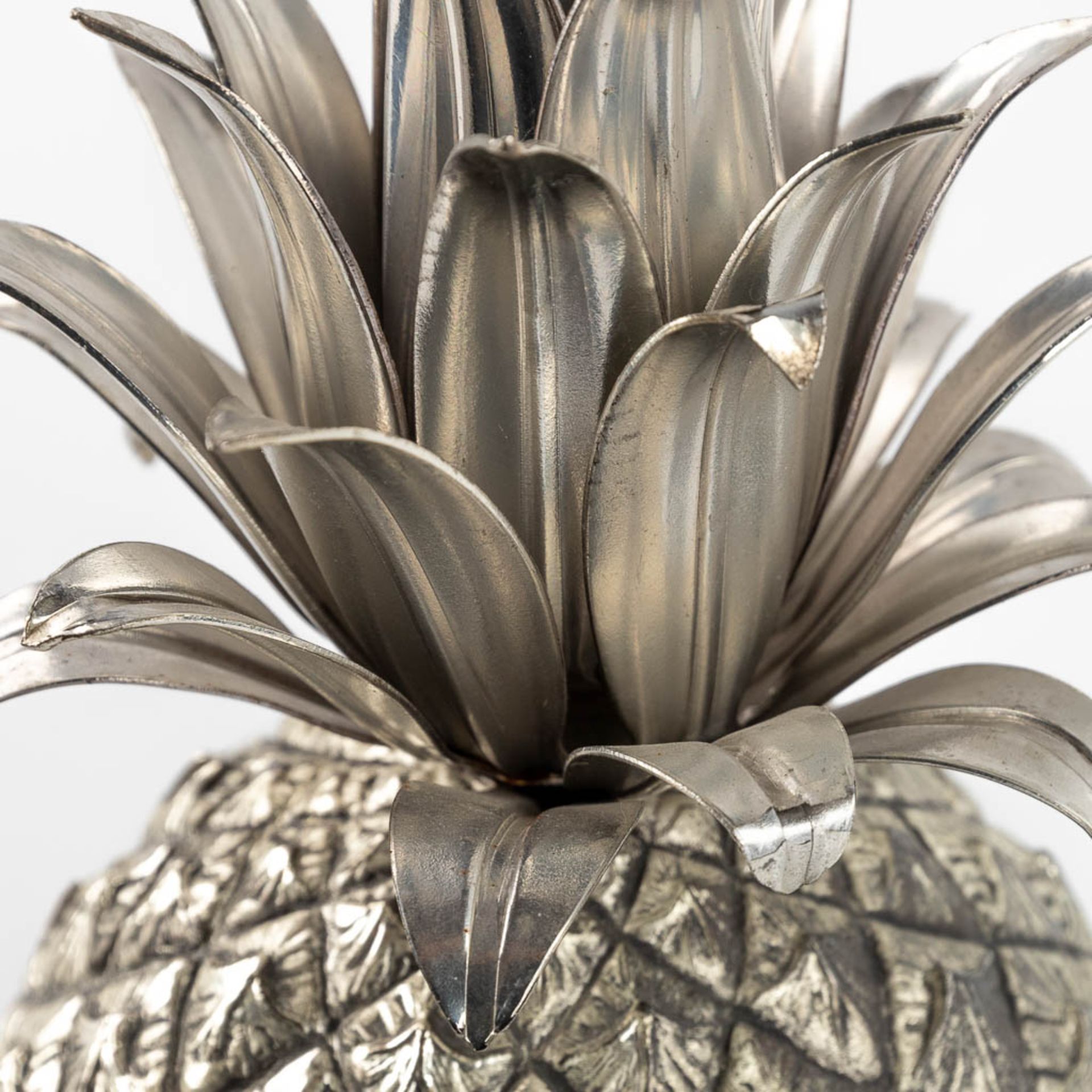 Mauro MANETTI (1946) 'Pineapple' an ice pail. (H:26 x D:14 cm) - Image 6 of 13