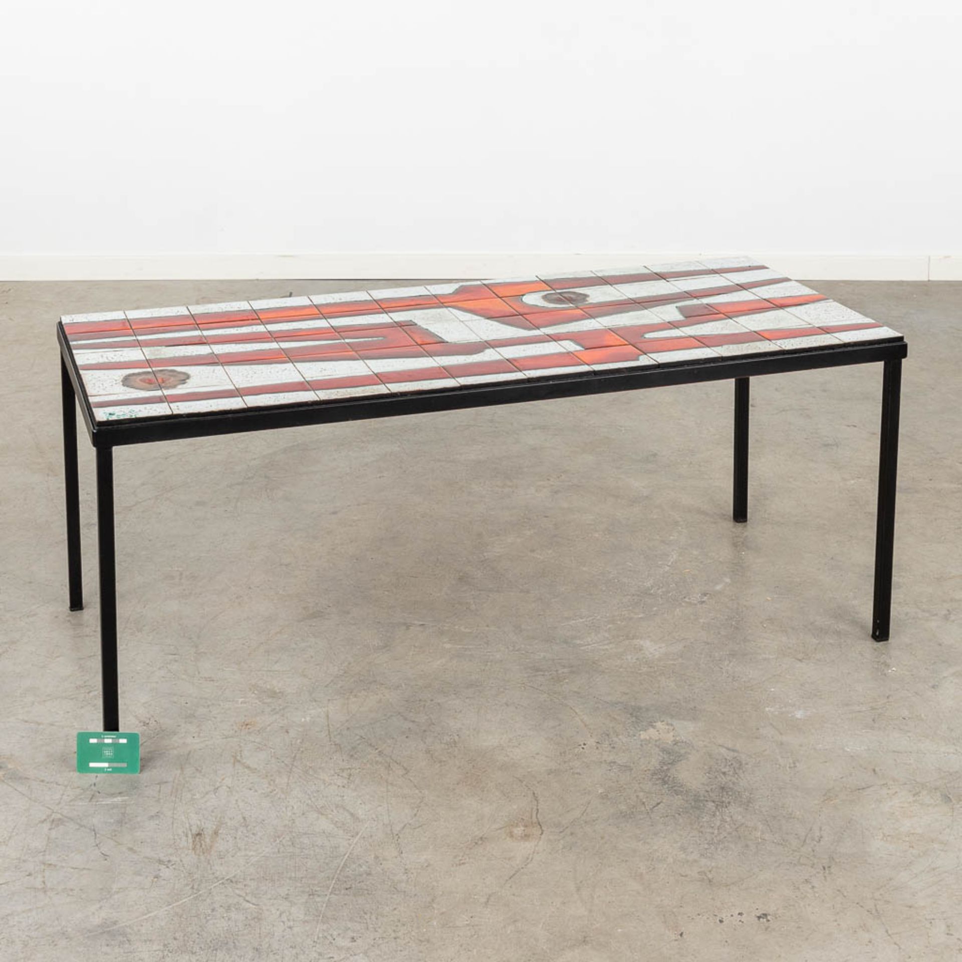 Pierre OOSTERLINCK (XX) 'Coffee table' glazed ceramics on a metal base. (D:50 x W:120 x H:50 cm) - Image 2 of 8