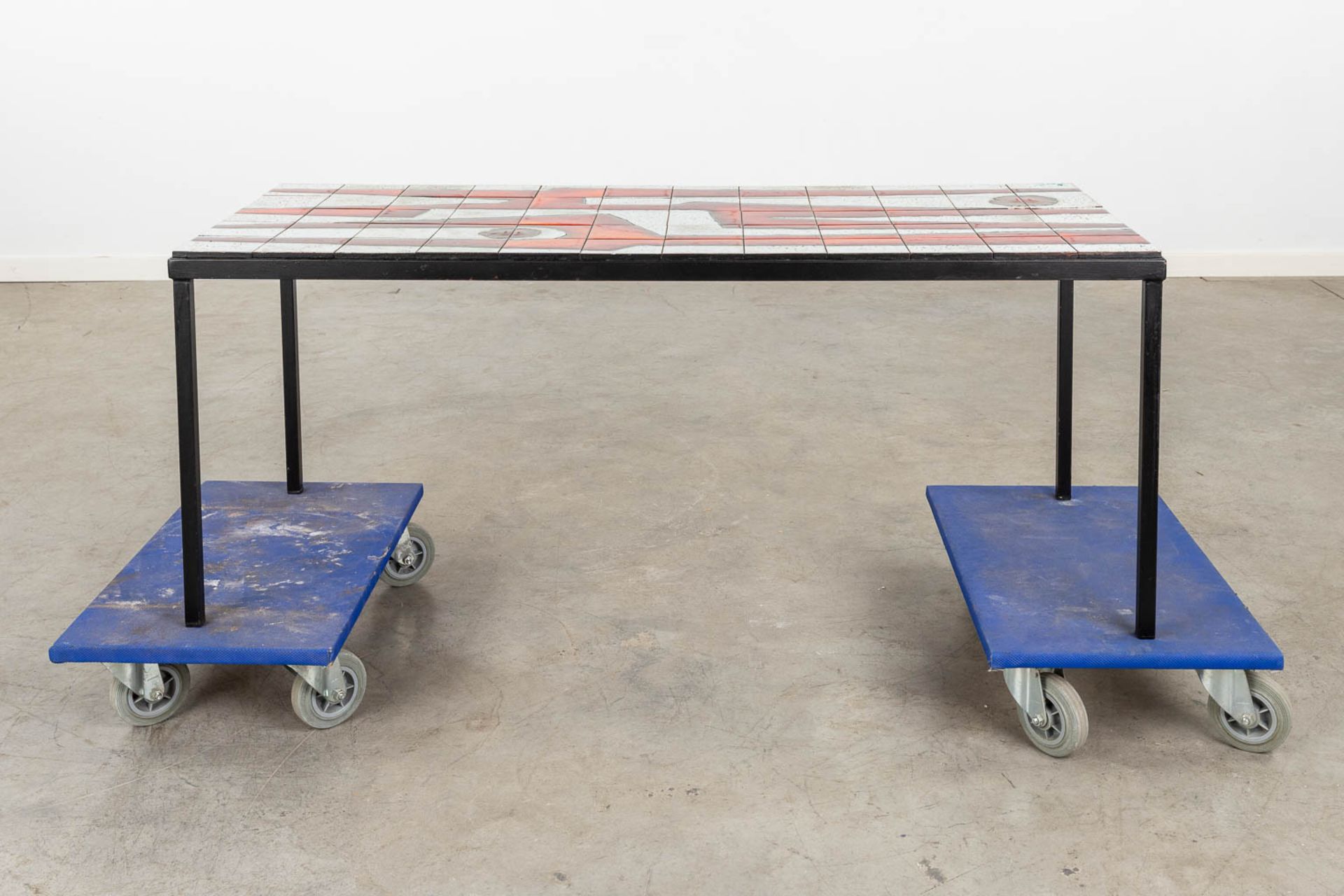 Pierre OOSTERLINCK (XX) 'Coffee table' glazed ceramics on a metal base. (D:50 x W:120 x H:50 cm) - Image 7 of 8