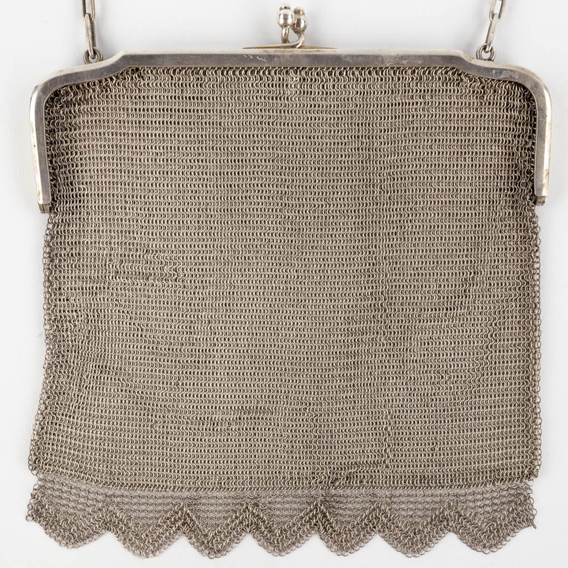 A silver purse, pepper, salt, and powder box, all silver, marked Delheid, Germany and England (W:18 - Image 4 of 24