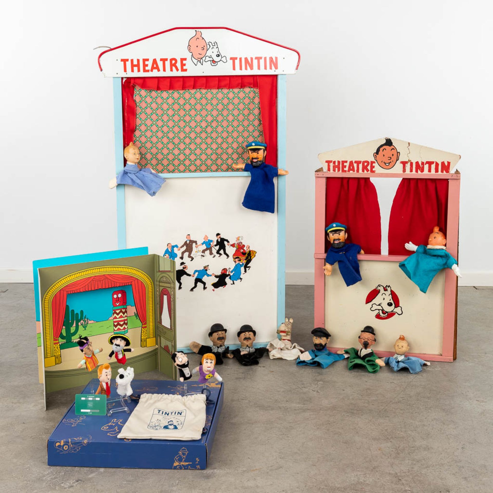 Tintin, a collection of 3 puppet show frames with matching dolls. (W:70 x H:114 cm) - Image 2 of 21