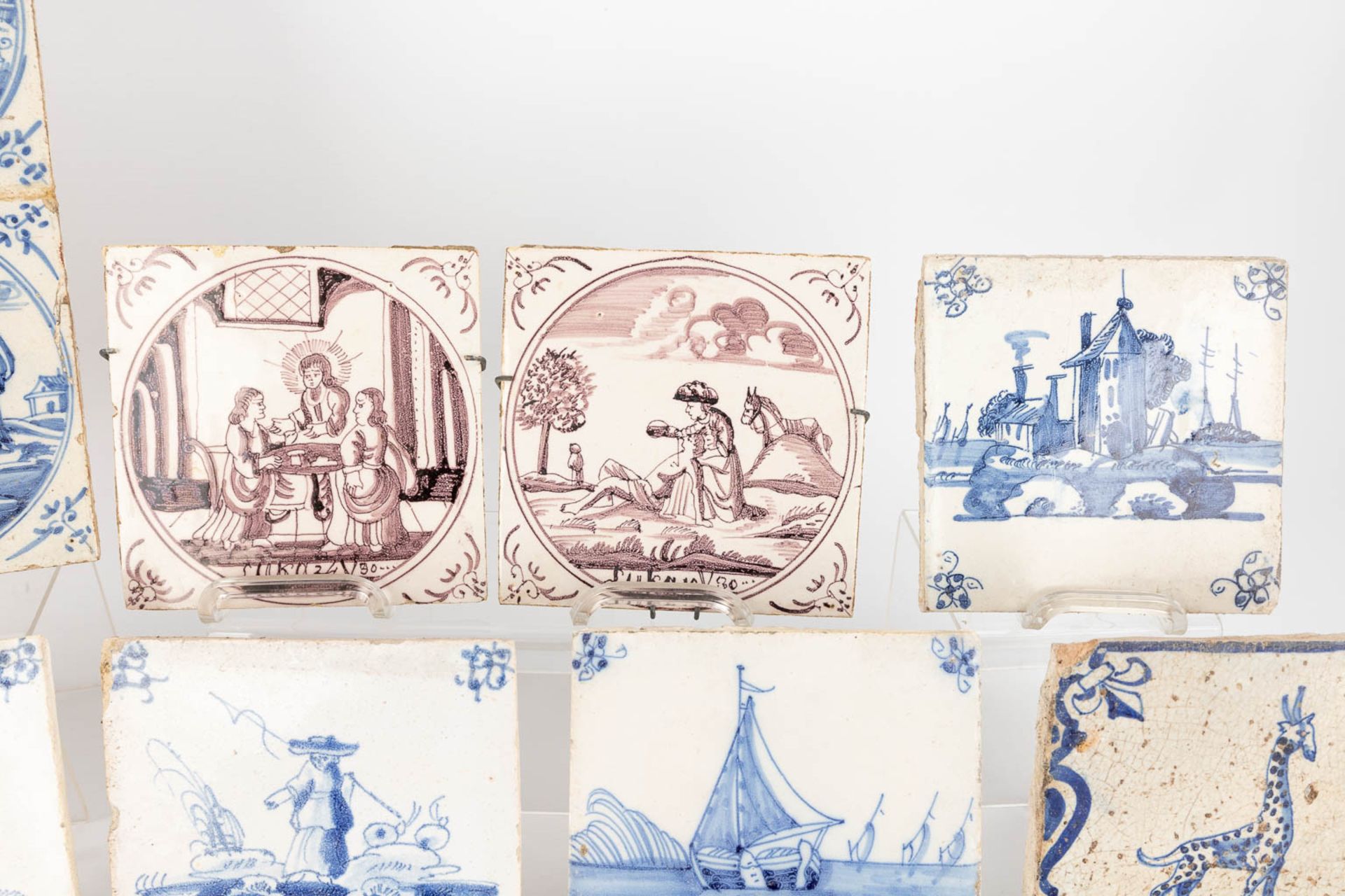 A large collection of antique tiles, Blue-white and Manganese, The Netherlands, 17th/18th C. (W:13 x - Bild 11 aus 12