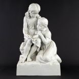 A large statue of 2 children, bisque porcelain. Circa 1900. (D:28 x W:32 x H:52 cm)