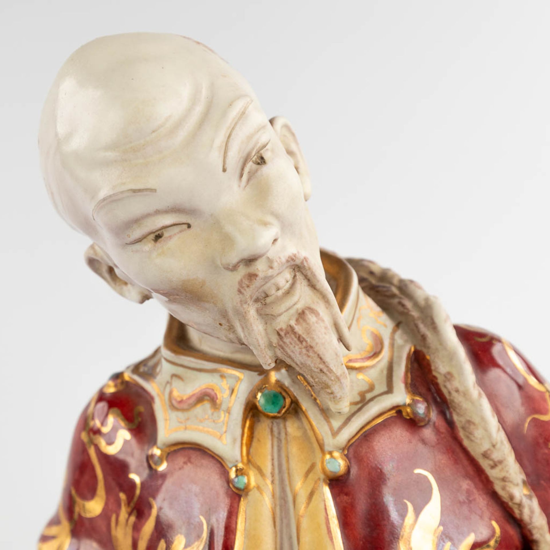 Eugenio PATTARINO (1885-1971) 'Asian Figurines' glazed terracotta. (D:18 x W:24 x H:46 cm) - Image 13 of 14