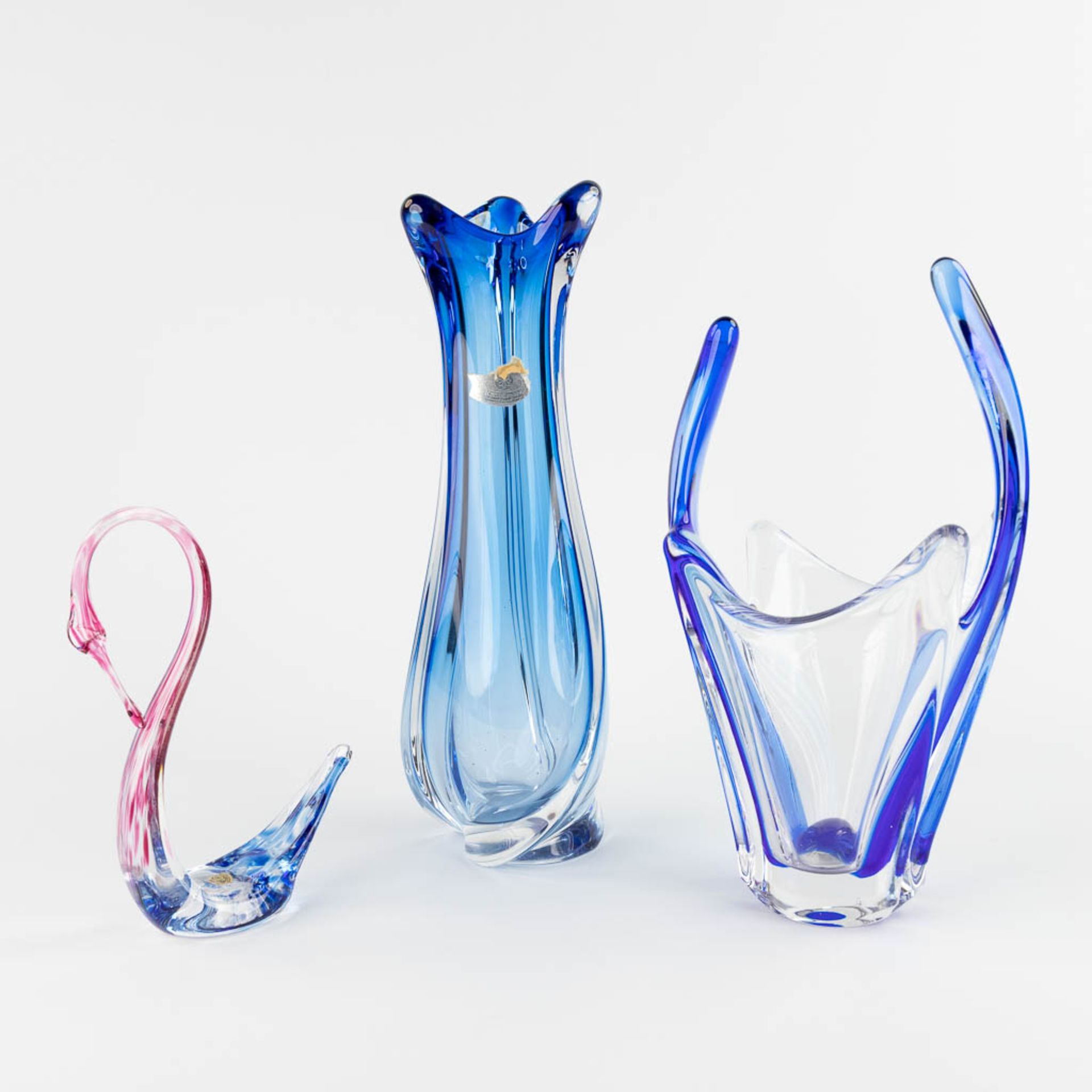 Val Saint Lambert, a vase and a swan, added a vase, probably Murano. (H:35 cm)