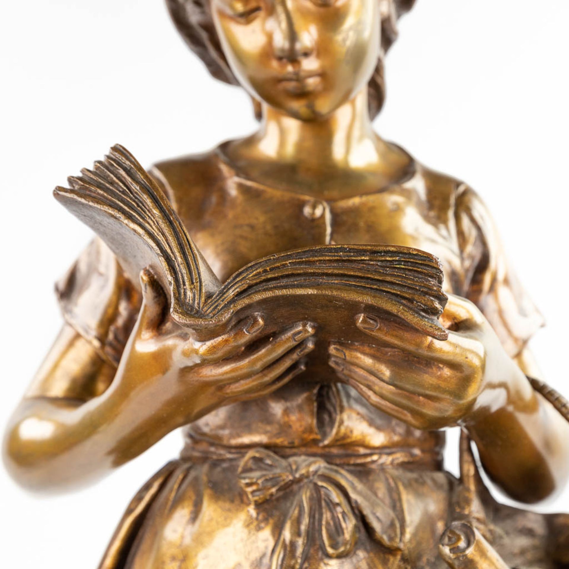 Mathurin MOREAU (1822-1912) 'La Lisseuse' patinated bronze. (D:24 x W:24 x H:77 cm) - Bild 9 aus 15