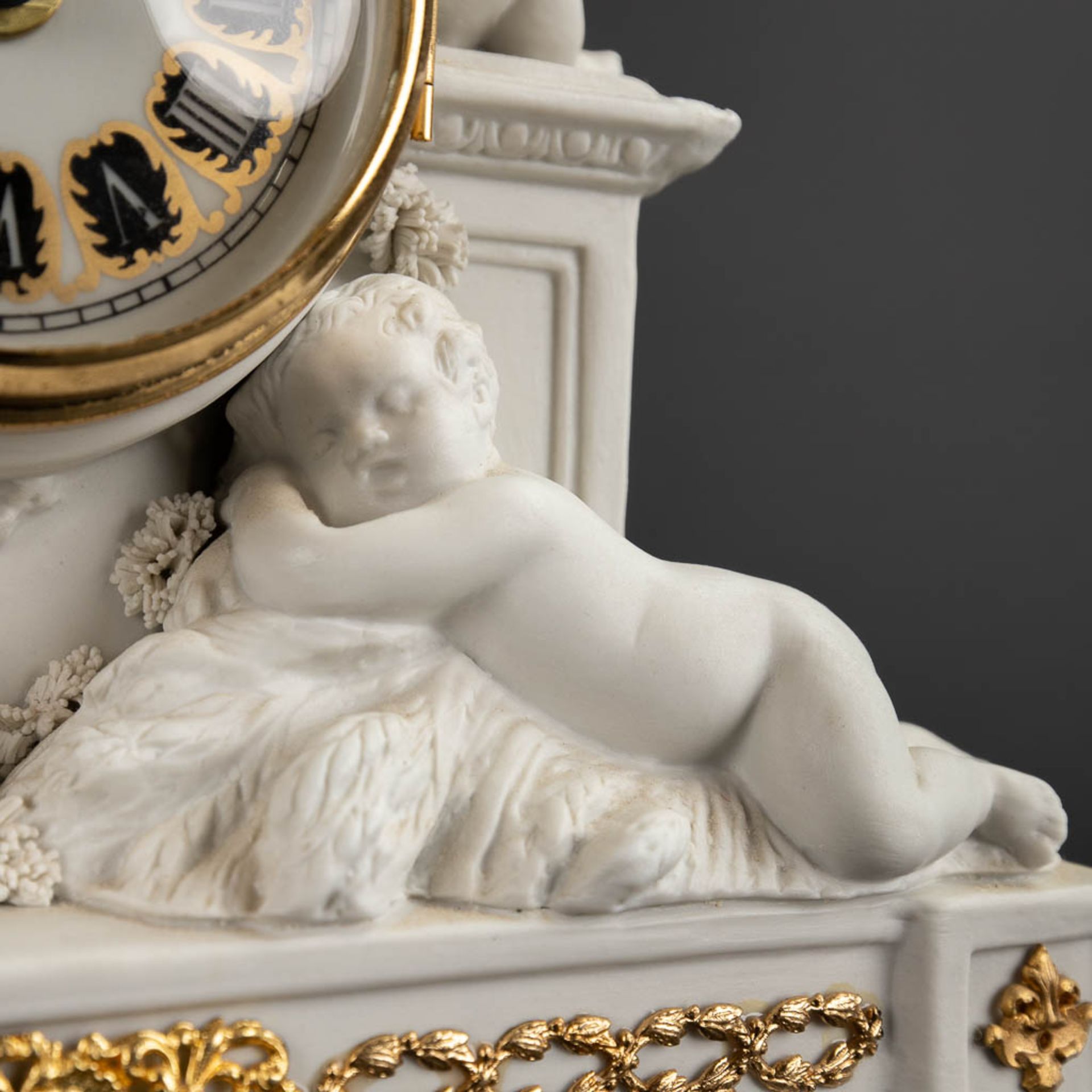 A three piece mantle garniture clock and candelabra, bisque porcelain, 20th C. (D:11 x W:25 x H:26 c - Bild 12 aus 15