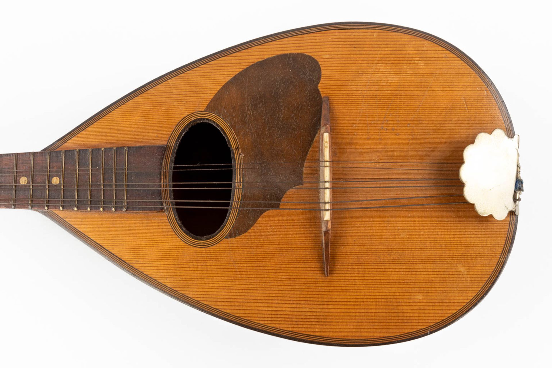 Three mandolines and a Balalaika. 20th C. (D:43 x W:67 x H:12 cm) - Image 36 of 36