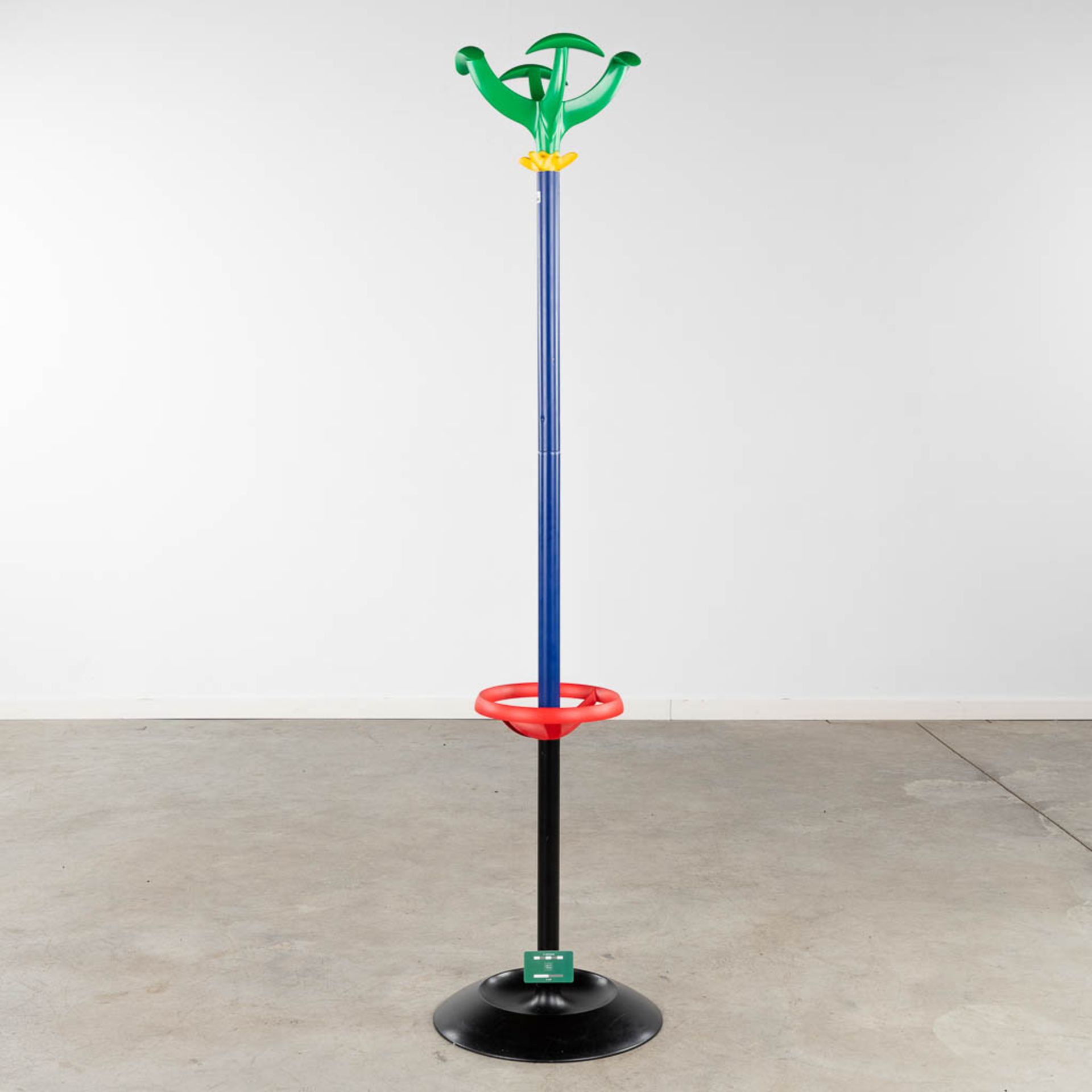 Raul BARBIERI (1946) 'Cactus' for Rexite, a coathanger. (H:165 x D:40 cm) - Image 2 of 13