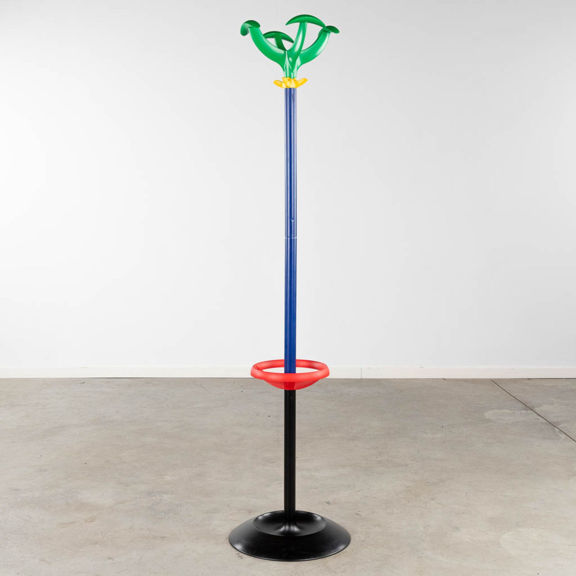 Raul BARBIERI (1946) 'Cactus' for Rexite, a coathanger. (H:165 x D:40 cm) - Image 5 of 13