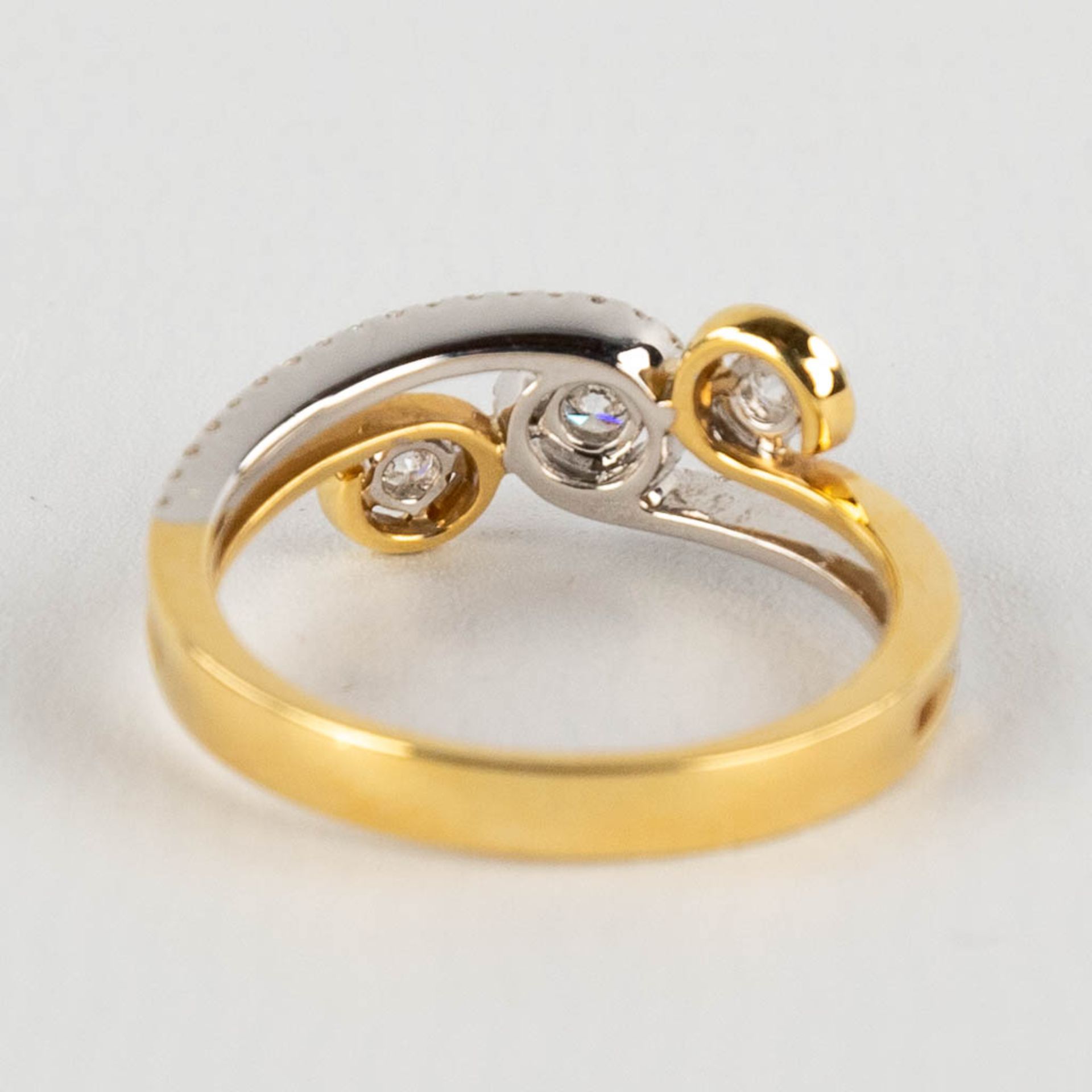 A ring, 18kt yellow and white gold with diamonds, appr. 0,48ct. Ring size 54. - Image 6 of 11